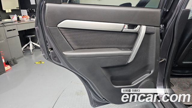 Chevrolet Captiva 2WD LS Premium 2013 — фото 25