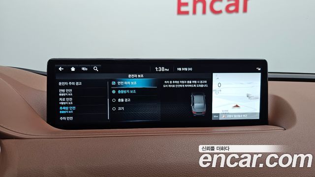 Genesis G80 (RG3) Gasoline 2.5 Turbo AWD 2024 — фото 17