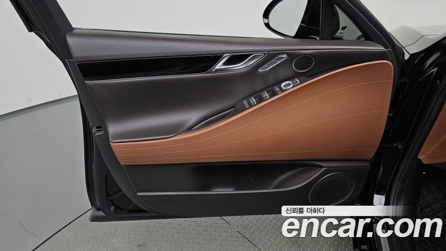 Genesis G80 (RG3) Gasoline 2.5 Turbo AWD 2024 — фото 24