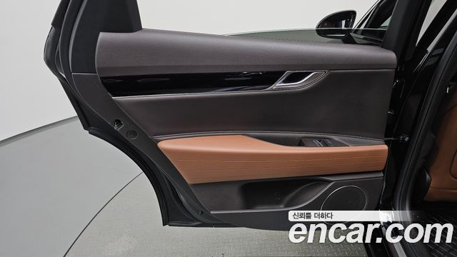 Genesis G80 (RG3) Gasoline 2.5 Turbo AWD 2024 — фото 25