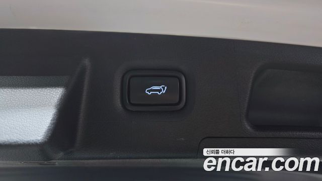 Hyundai Santa Fe Diesel 2.2 4WD Prestige 2021 — фото 27