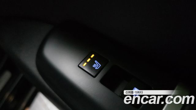 Hyundai Grandeur (GN7) 2,5 Gasoline 2WD Calligraphy 2023 — фото 32