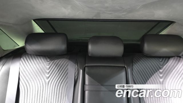 Hyundai Grandeur (GN7) 2,5 Gasoline 2WD Calligraphy 2023 — фото 33
