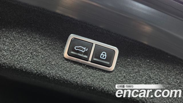 Genesis G80 (RG3) Gasoline 2.5 Turbo AWD 2022 — фото 17