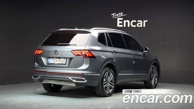 Volkswagen Tiguan Allspace 2.0 TSI Prestige 2022 — фото 2