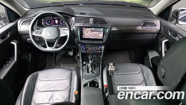 Volkswagen Tiguan Allspace 2.0 TSI Prestige 2022 — фото 7