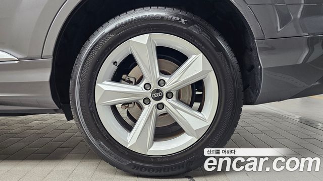 Audi Q7 (4M) 45 TDI Quattro 2022 — фото 21