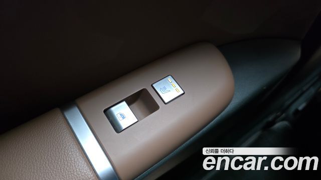 Hyundai Grandeur Hybrid (GN7) Exclusive 2023 — фото 19