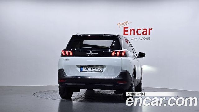 Peugeot 5008 (II) 1.5 BlueHDi Allure 2021 — фото 4