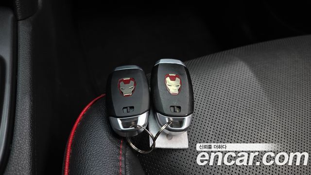 Hyundai Kona 1.6 Turbo 2WD Iron Man Edition 2019 — фото 20