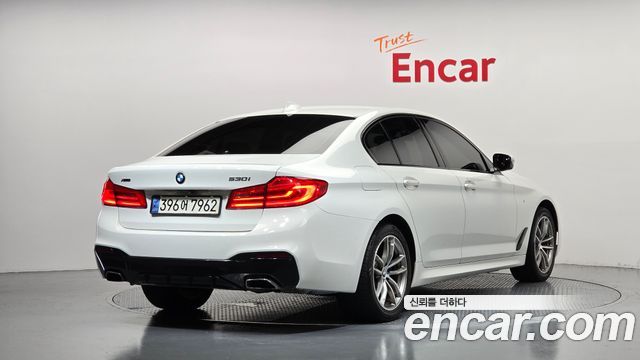 BMW 5 Series (G30) 530i xDrive M Sport Package Plus 2017 — фото 2
