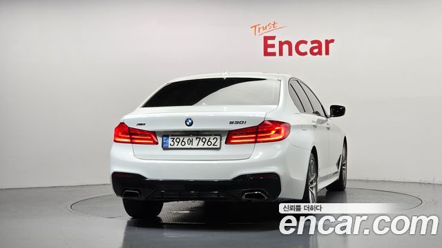 BMW 5 Series (G30) 530i xDrive M Sport Package Plus 2017 — фото 4