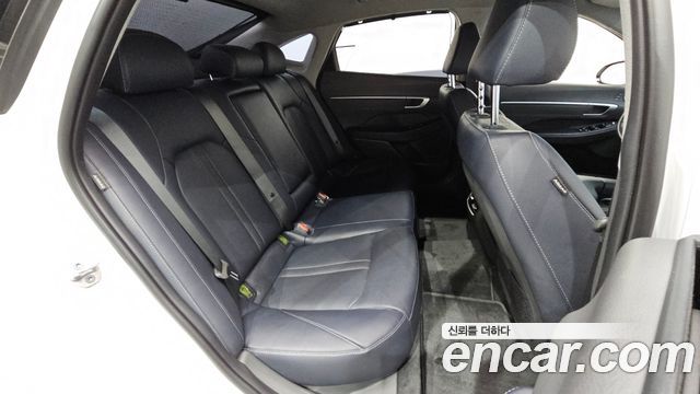Hyundai Sonata The Edge (DN8) 1.6 Turbo Exclusive 2024 — фото 11