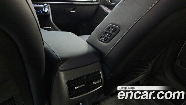 Hyundai Sonata The Edge (DN8) 1.6 Turbo Exclusive 2024 — фото 31