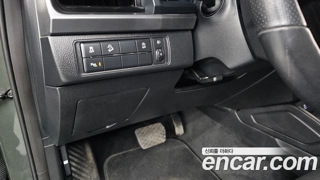 KG Mobility (SsangYong) Rexton Sports Khan Diesel 2.2 4WD Culman Noblesse 2024 — фото 20