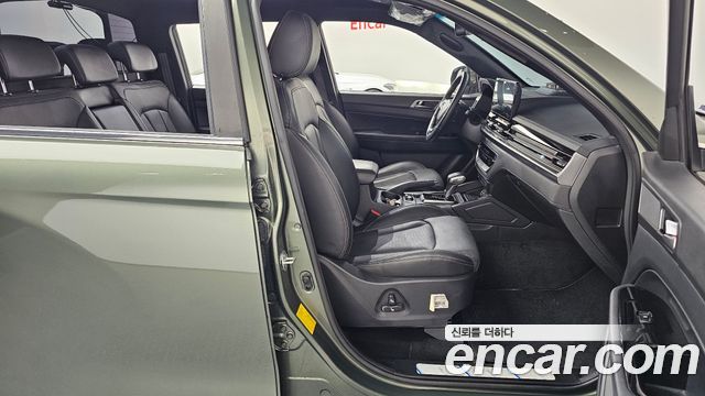 KG Mobility (SsangYong) Rexton Sports Khan Diesel 2.2 4WD Culman Noblesse 2024 — фото 26