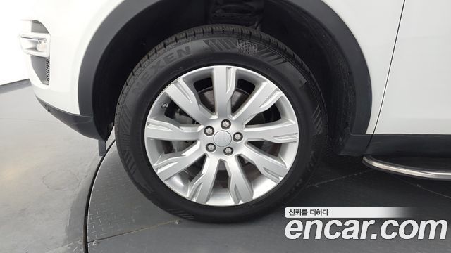 Land Rover Discovery Sport 2.0 TD4 HSE Luxury 2016 — фото 5