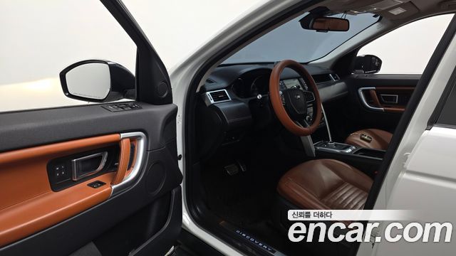 Land Rover Discovery Sport 2.0 TD4 HSE Luxury 2016 — фото 10