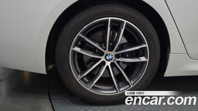 BMW 5 Series (G30) 520i M Sport 2021 — фото 5