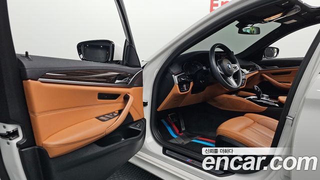 BMW 5 Series (G30) 520i M Sport 2021 — фото 10