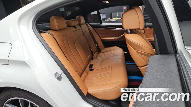 BMW 5 Series (G30) 520i M Sport 2021 — фото 12
