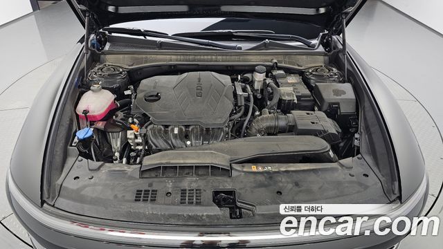 Hyundai Grandeur (GN7) 2,5 Gasoline 2WD Exclusive 2025 — фото 6