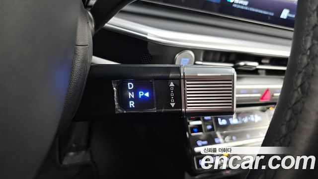 Hyundai Grandeur (GN7) 2,5 Gasoline 2WD Exclusive 2025 — фото 9