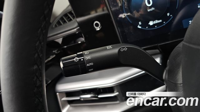 Hyundai Grandeur (GN7) 2,5 Gasoline 2WD Exclusive 2025 — фото 27