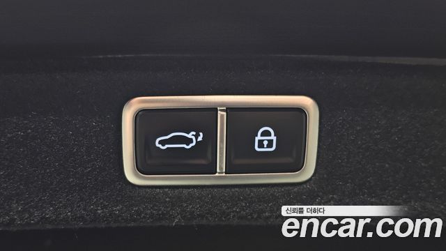 Hyundai Grandeur (GN7) 2,5 Gasoline 2WD Exclusive 2025 — фото 34