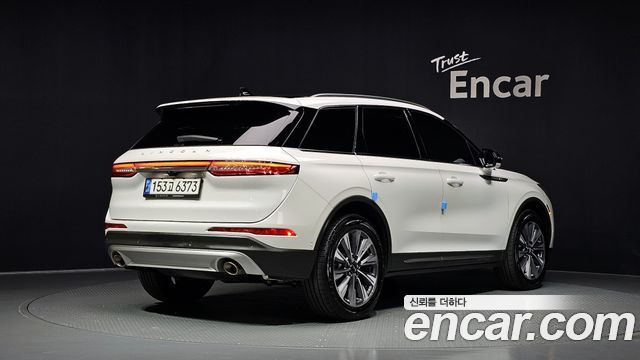 Lincoln Corsair 2.0 Reserve AWD 2021 — фото 2