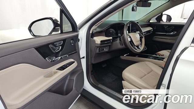 Lincoln Corsair 2.0 Reserve AWD 2021 — фото 10
