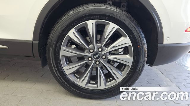 Lincoln Corsair 2.0 Reserve AWD 2021 — фото 26