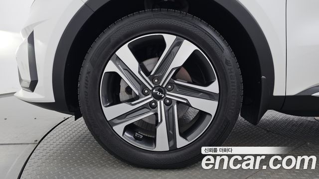 Kia Sorento (IV) HEV 1.6 2WD Noblesse 2023 — фото 5