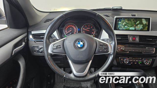 BMW X1 (F48) xDrive 18d 2016 — фото 16
