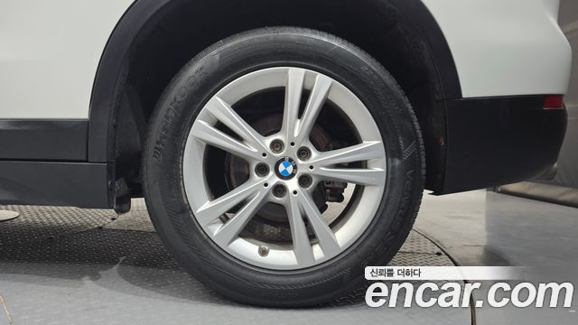 BMW X1 (F48) xDrive 18d 2016 — фото 27