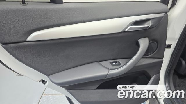 BMW X1 (F48) xDrive 18d 2016 — фото 31