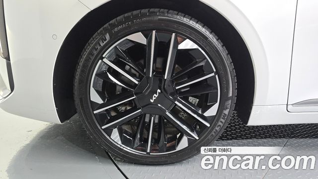 Kia K8 Hybrid Signature 2025 — фото 5