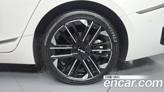 Kia K8 Hybrid Signature 2025 — фото 21
