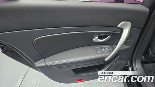 Renault Korea SM5 Nova Classic 2019 — фото 25