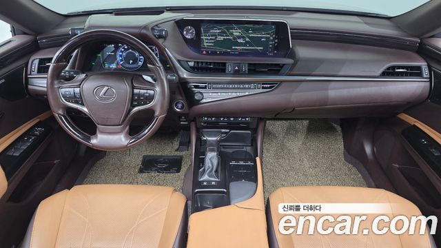 Lexus ES300h (VII) Executive 2019 — фото 7