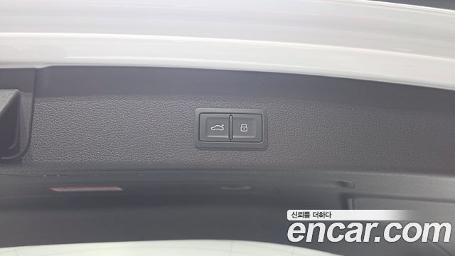 Audi Q3 (F3) 35 TDI 2023 — фото 19