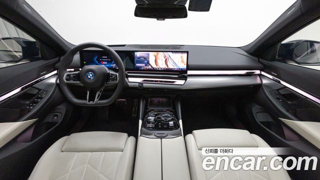 BMW i5 (G60) eDrive 40 M Sport 2025 — фото 7