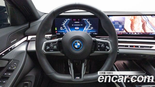 BMW i5 (G60) eDrive 40 M Sport 2025 — фото 18