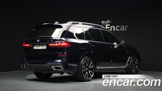 BMW X7 (G07) xDrive 40i M Sport 6STR 2022 — фото 2