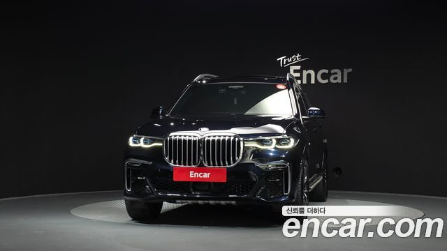 BMW X7 (G07) xDrive 40i M Sport 6STR 2022 — фото 3