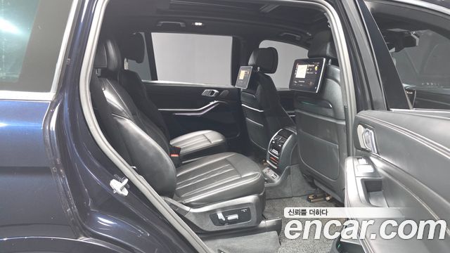 BMW X7 (G07) xDrive 40i M Sport 6STR 2022 — фото 12