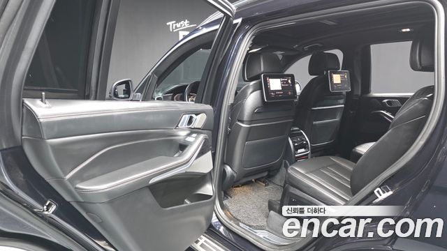 BMW X7 (G07) xDrive 40i M Sport 6STR 2022 — фото 26