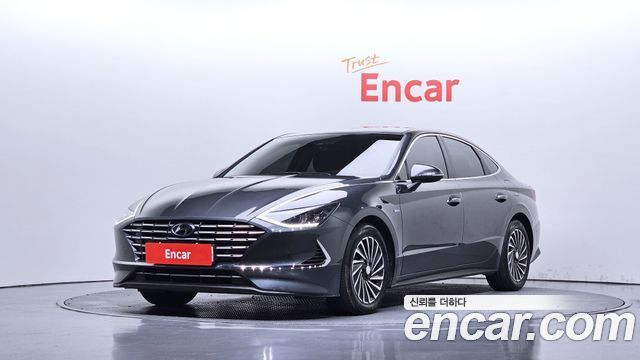 Hyundai Sonata Hybrid (DN8) Premium Family
