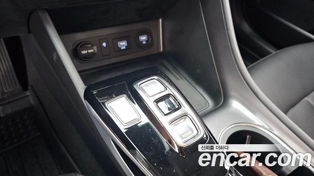 Hyundai Sonata Hybrid (DN8) Premium Family 2020 — фото 9