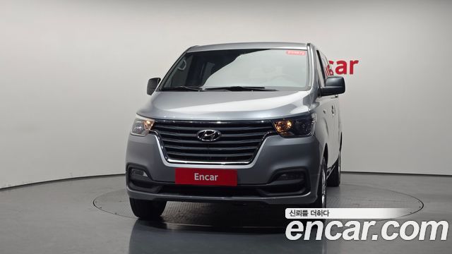 Hyundai Grand Starex 4WD Wagon 11-Seater Modern 2019 — фото 3